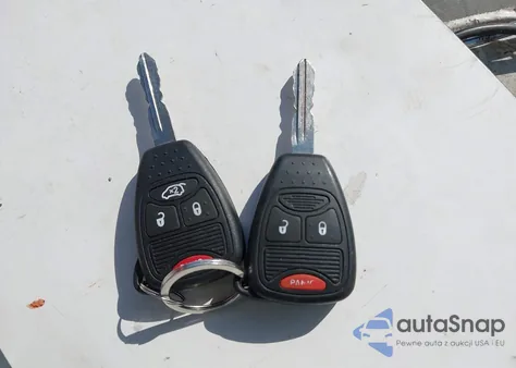 2008 Chrysler Aspen Limited z USA, uszkodzony, nr VIN 1A8HX58288F106439